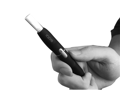 “危险代购”：空少自毁“金饭碗”