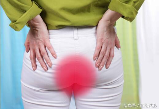 妇科医生：女性*裤内**上有这些小痕迹，警惕是妇科疾病的危险信号