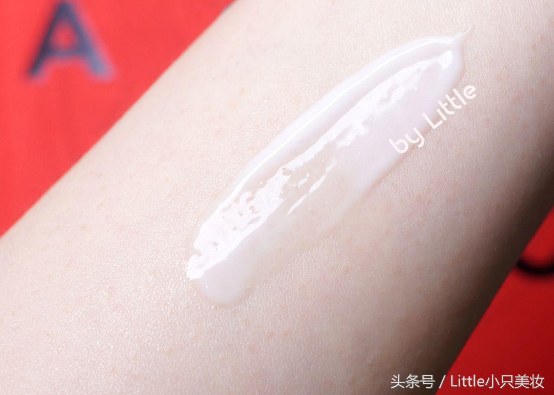 泛红痒敏感出油长痘推荐护肤项目,干燥起皮泛红护肤品