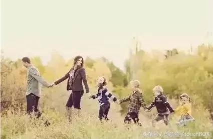 国庆家人出游拍照姿势大全,全家国庆出游拍照攻略