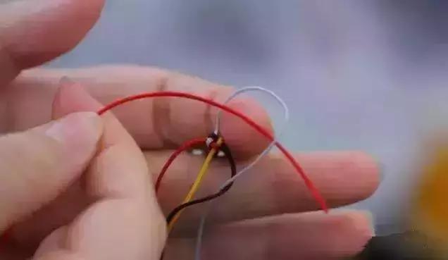 蜜蜡文玩手串绳子双股打结方法,文玩核桃手串单线打结方法