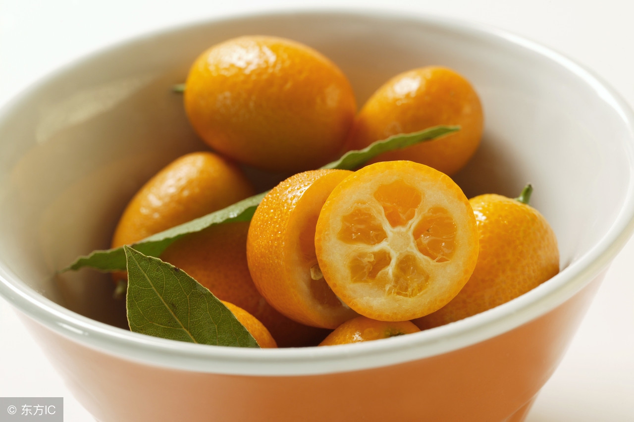 早上嘴巴苦是什么原因啊,早上起来嘴巴苦是什么原因引起的