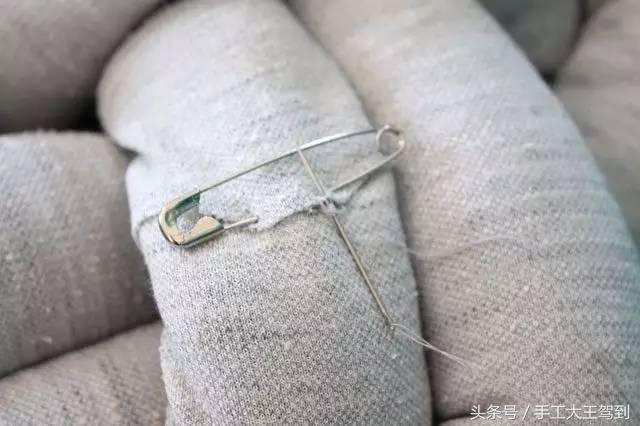 如何把枕头改造成抱枕,靠枕改造成坐垫