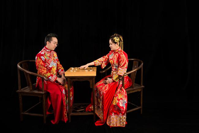 汕头职业棋手吴树浩4日完婚棋界大咖将联棋助兴