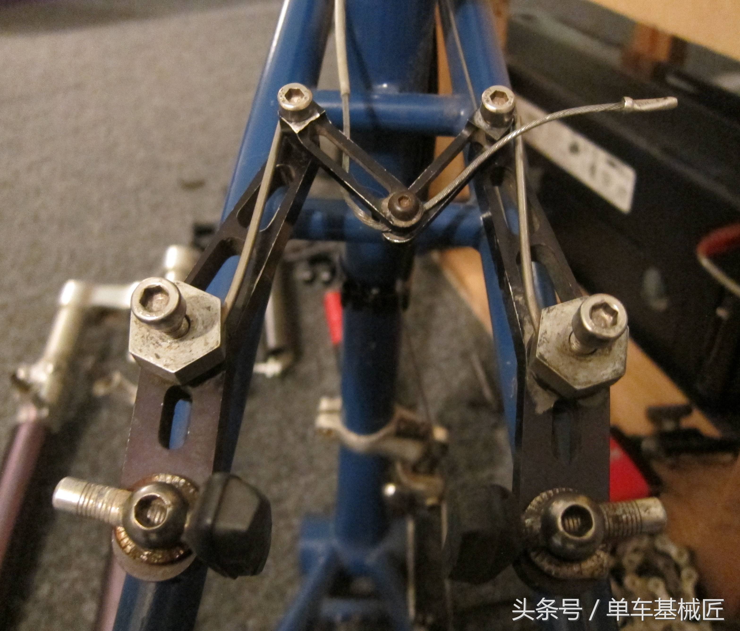 自行车刹车发展史一:从脚刹到勺式刹车再到鼓刹,都经历了什么?