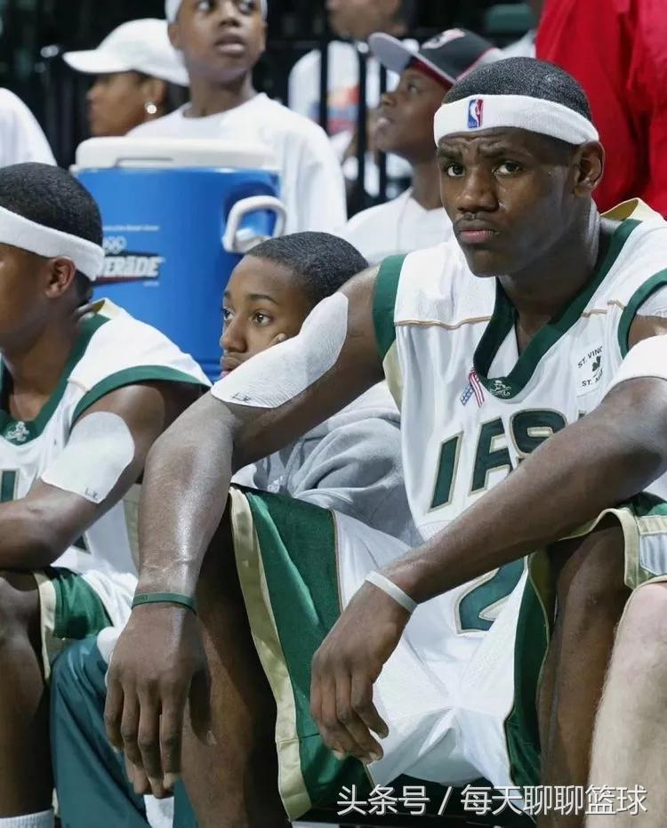 勒布朗詹姆斯生涯总薪水,勒布朗詹姆斯高中生涯