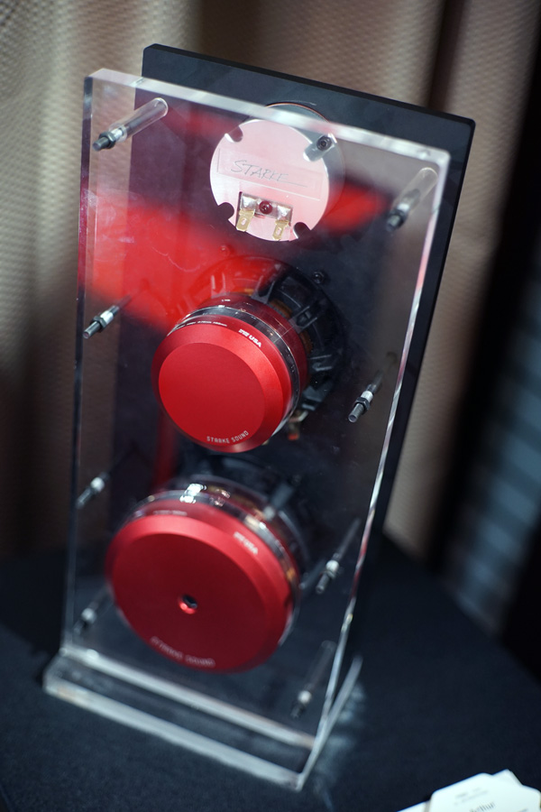 这箱子玩影院的话，建议可以直接买7支！钢铁侠H2音箱试用报告