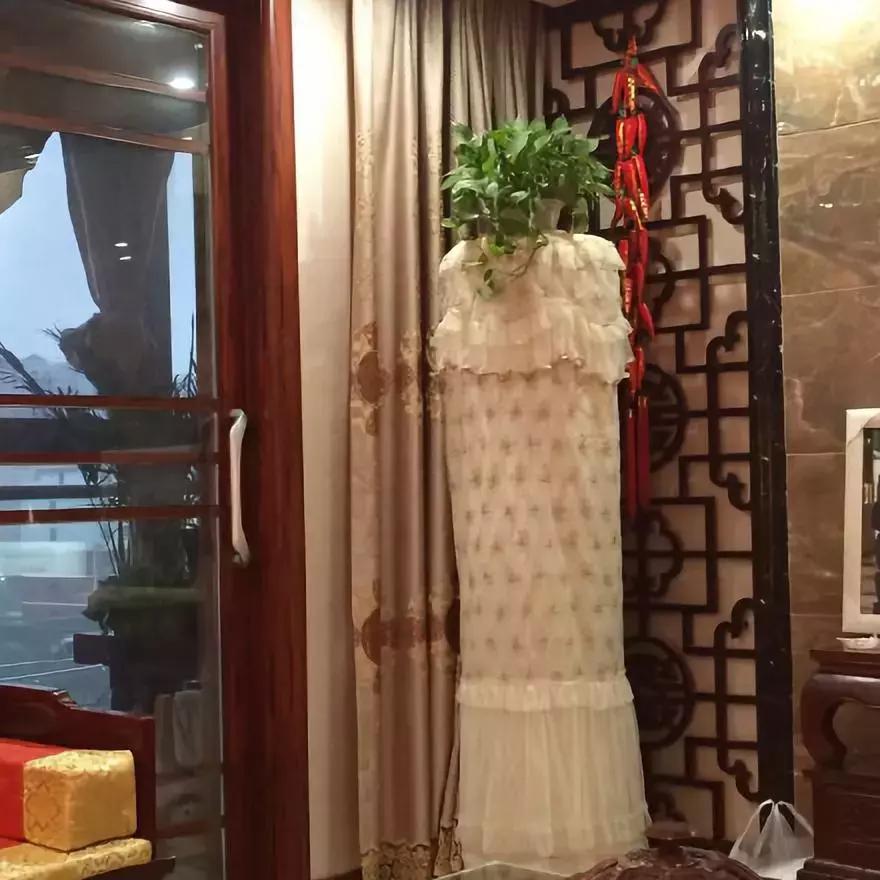 国庆放假回家，看到我妈做的新拖鞋，我哭了……