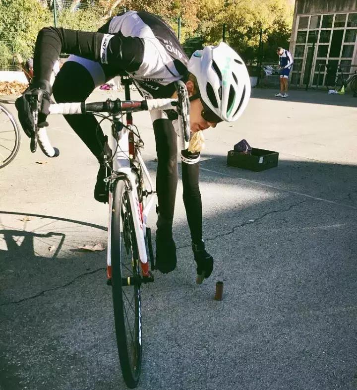 论自行车重要,论自行车跑不过汽车