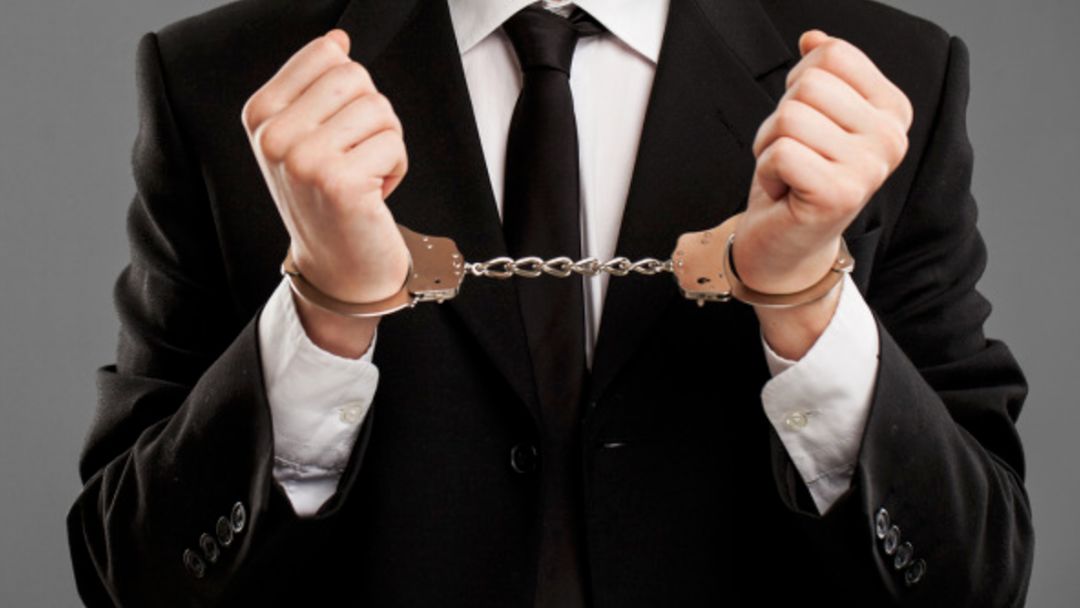 代购转3倍价钱违法吗,代购容易被扣吗