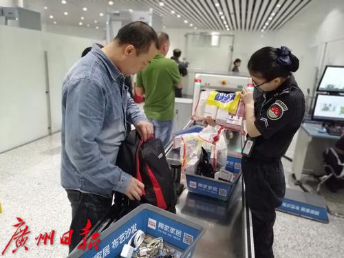 境外旅客购物离境退税去哪里退,机场免税店买的液体能带上飞机吗