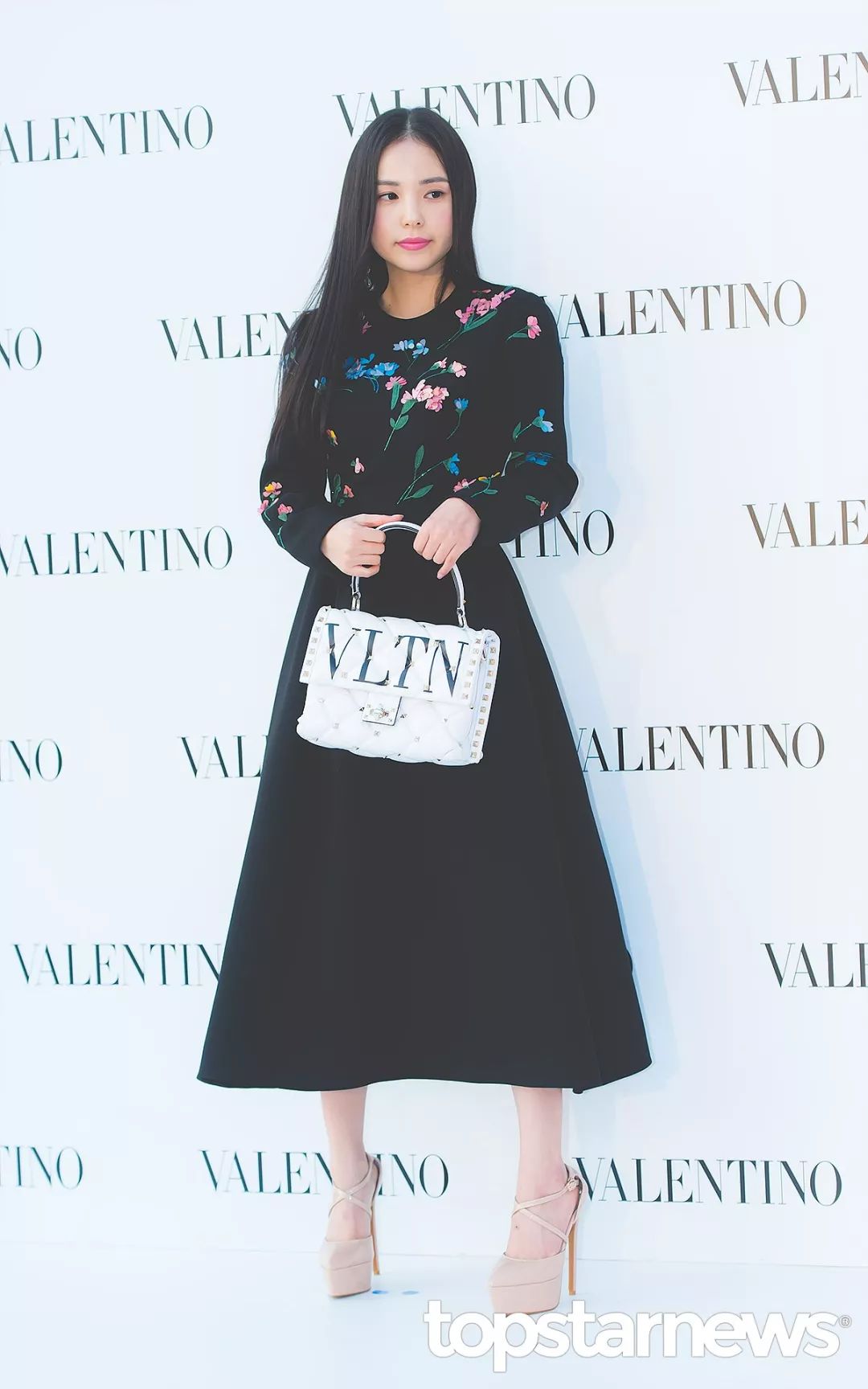 jennie闊╁浗绌挎惌,jennie绌挎惌鎺ㄨ崘