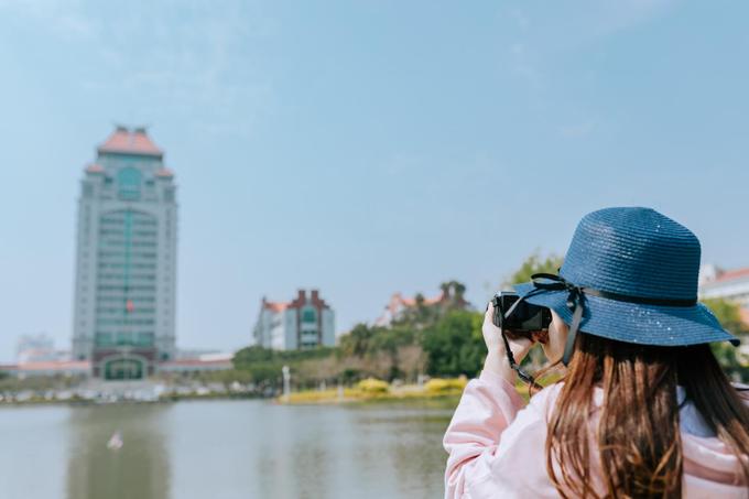 厦门大学打卡照怎么拍好看,厦门大学怎么拍照转场