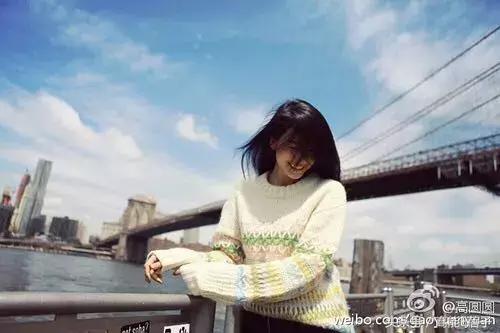 拍照pose技巧和方法,女生拍照剪刀手pose