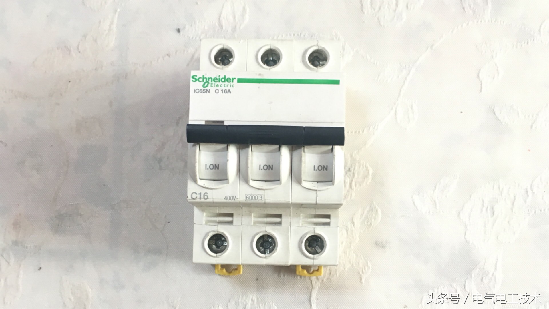 空开和漏保接线是右火左零吗,空开和漏保组合开关