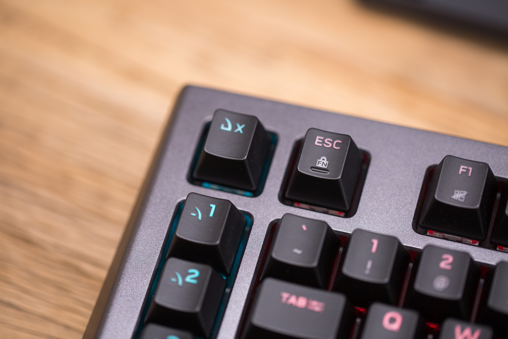 alienware键盘580,alienware19键盘评测