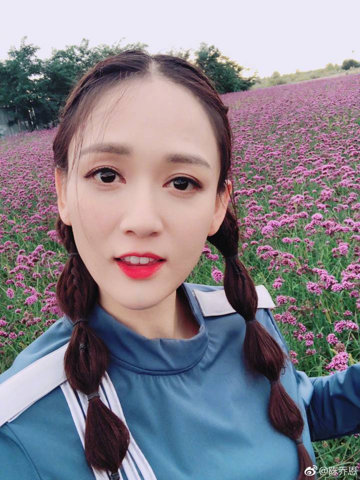 女星自拍晒合照,女星自拍晒照