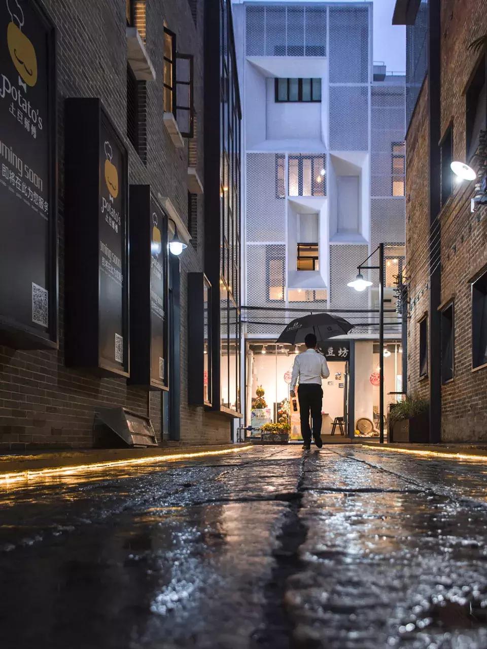 世界那么大我想去看看照片墙,世界那么大我想去看看优秀范文