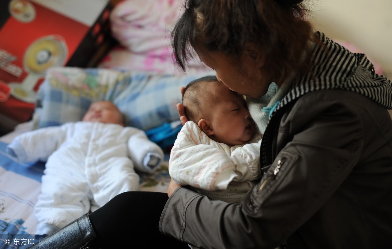 早产儿注意事项和护理方法,早产儿的护理与喂养小视频