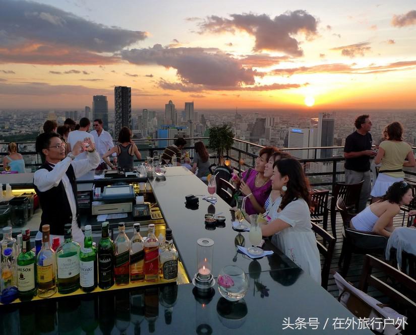 不去普罗旺斯和柬埔寨,千元飞到泰国看最美向日葵田和高棉遗址