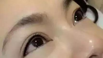 美瞳线掉色快不快,你们的美瞳线都褪色了吗