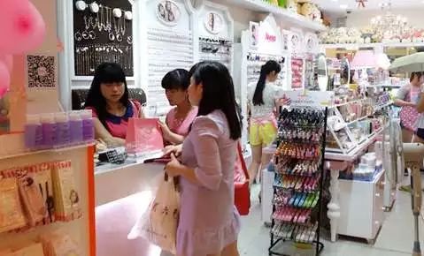 你长大了，再也不逛“哎呀呀”了