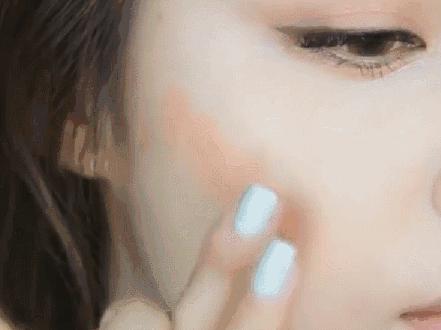 涂口红和不涂口红对比高清,为什么涂口红和不涂口红差好多