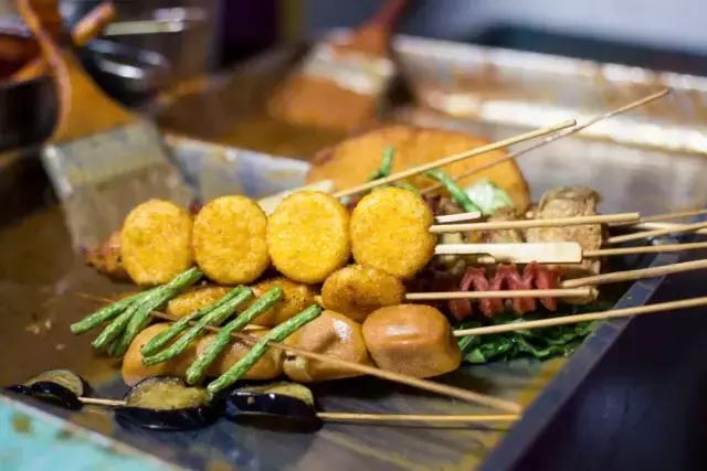 经典传奇南京街头,南京路边摊美味