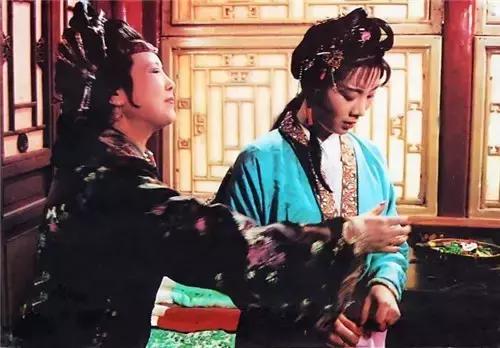 红楼梦袭人名字含义,红楼梦人物名称隐藏含义