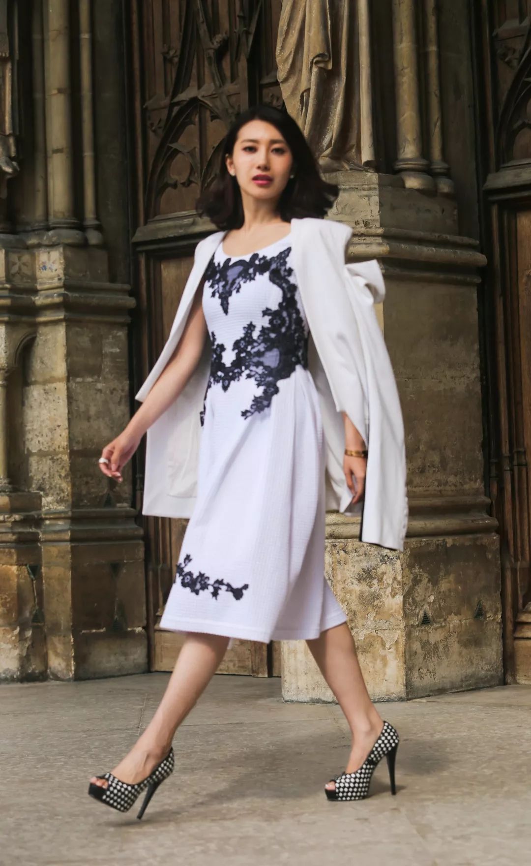 章子怡殷旭照片大全,殷旭和章子怡谁结婚