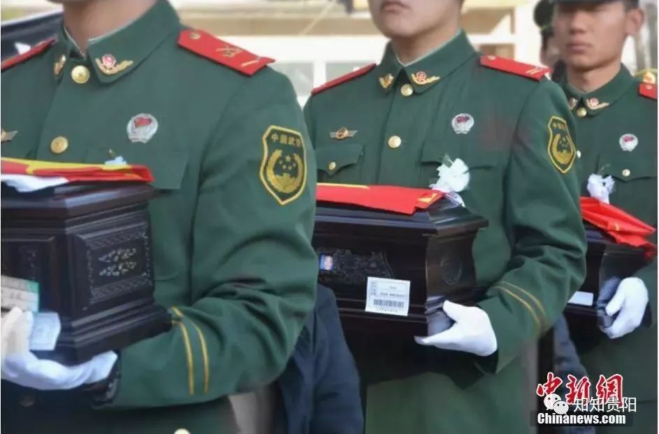 崭新的中国消防员,我们是新时代的消防员