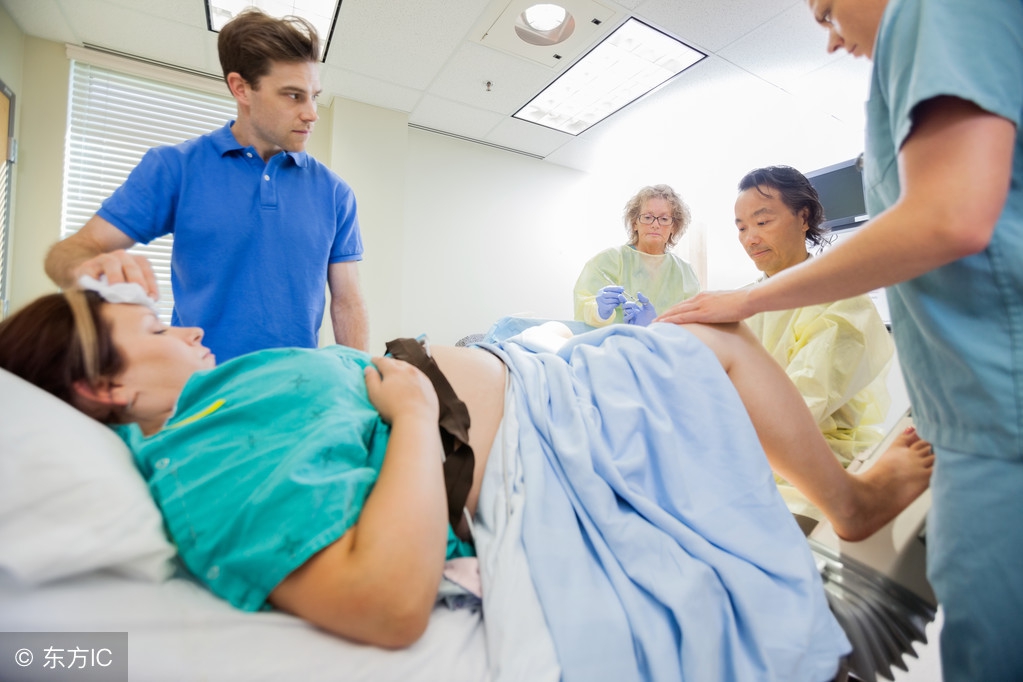 有助于自然分娩的3个简单动作,自然分娩顺产的全部过程是什么