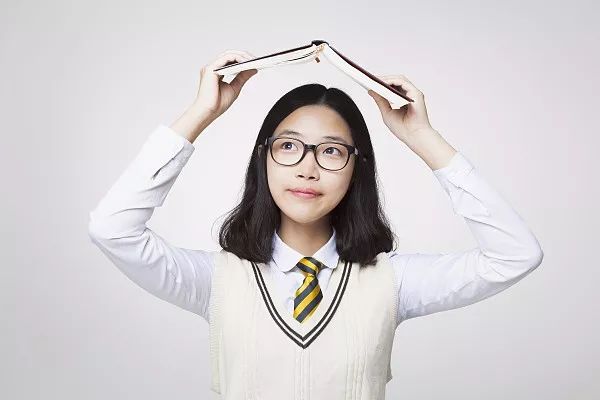 14岁男孩想要变性，初中女生疯狂买买买浙江省儿童青少年心理健康问题严峻