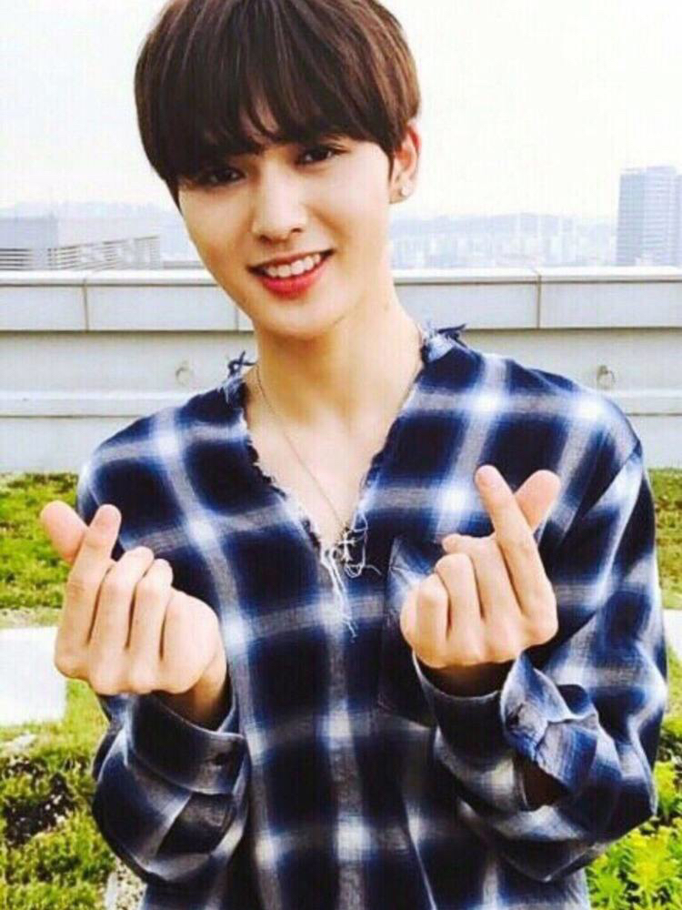 朱正廷承认有女朋友,朱正廷以前有女朋友吗