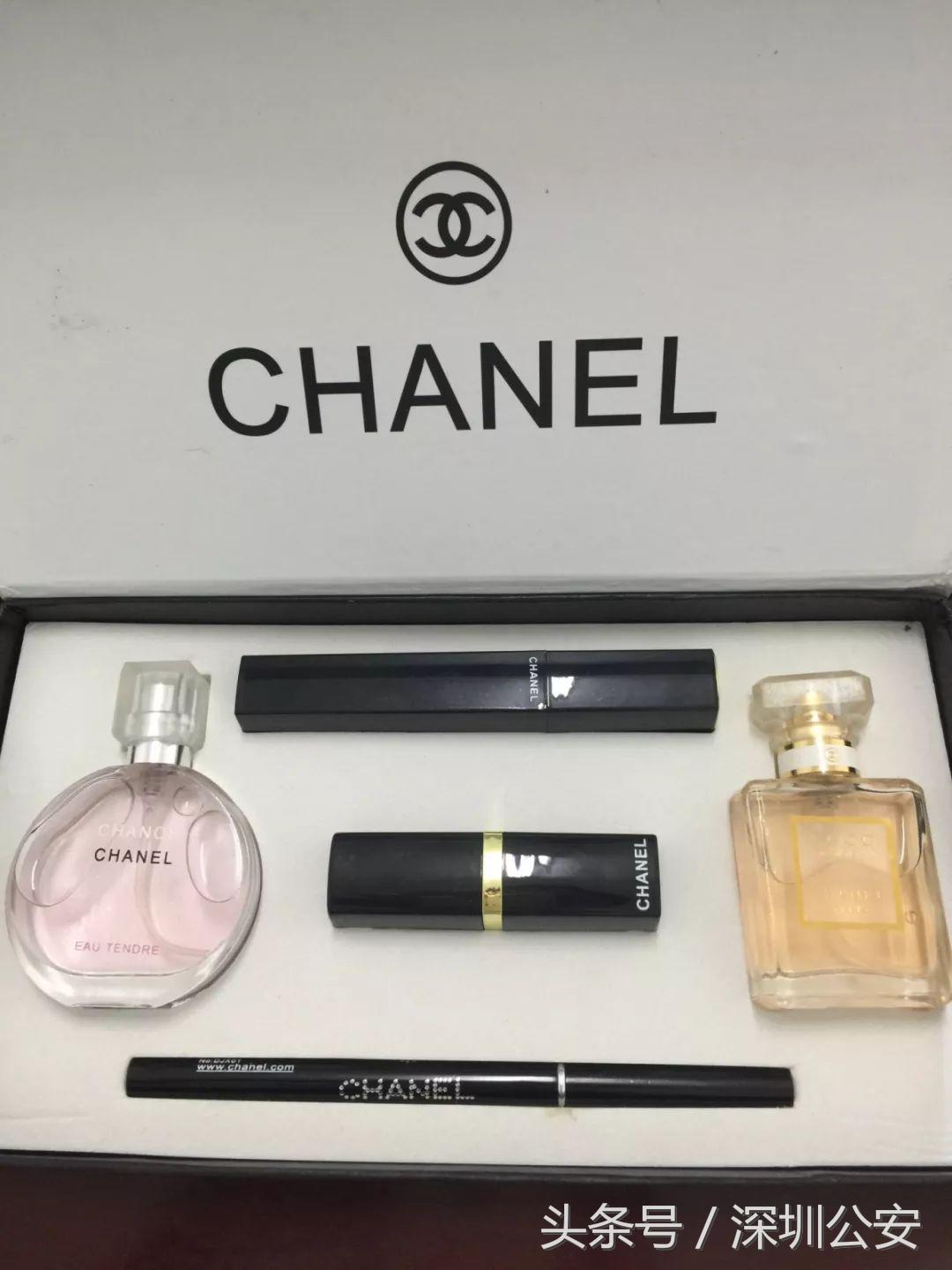 香奈儿立体臻魅10号睫毛膏价格 (香奈儿极致深邃大眼幻彩睫毛膏)