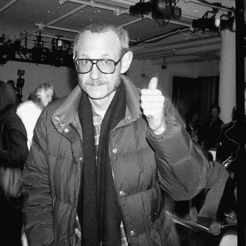 supreme是不是没那么火了,supreme现在还值得入手吗