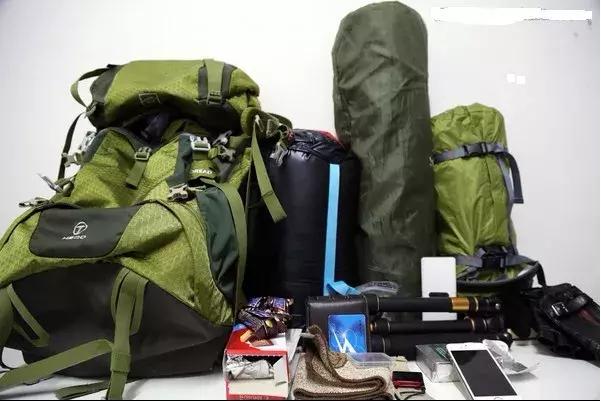 40名驴友迷路深山多方合力救援,驴友被困11小时连夜搜寻成功营救