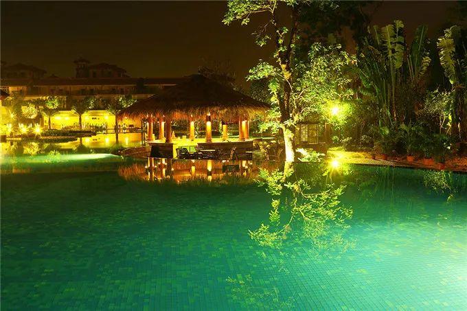 广东温泉度假村排名榜,广东第一峰温泉度假村