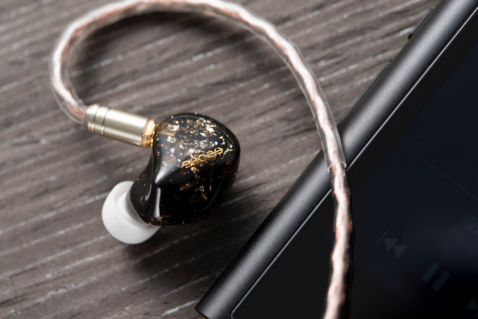 水黄鹂hifi版对比森韵乌金,森韵乌金耳机怎样