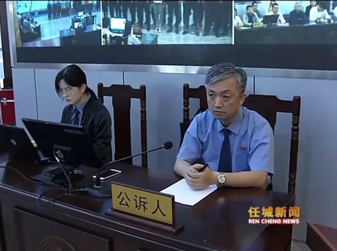 恶势力团伙集中受审判无期徒刑,十人恶势力犯罪集团全员获刑