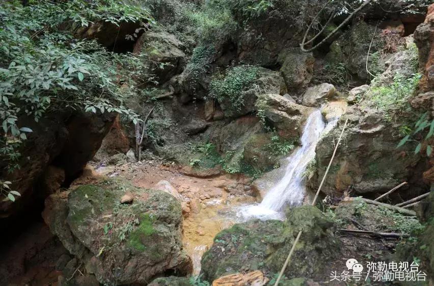 云南红河弥勒瀑布,弥勒滴水滩瀑布