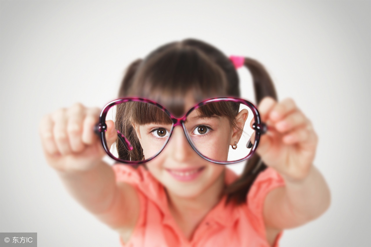 近视眼1百多度怎么恢复视力,怎样让近视眼恢复正常视力