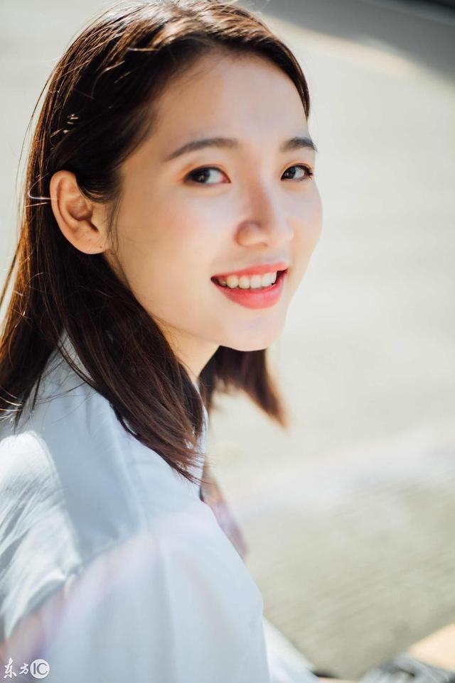 爱太深所以看见伤痕,爱的太深所以有伤痕