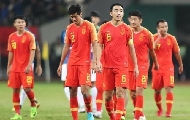 中国男足与印度足球4比零,中国男足战胜过日本没