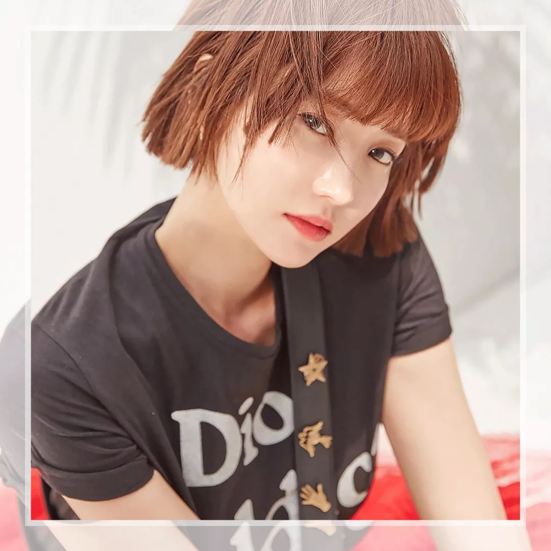 短发造型50岁,40-50最好看的短发