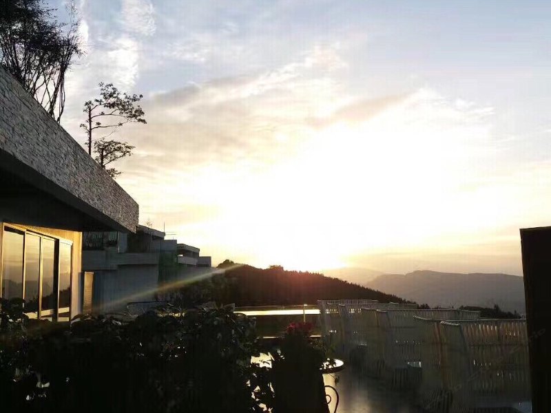 川藏悬崖酒店,峨眉山顶级最美民宿酒店