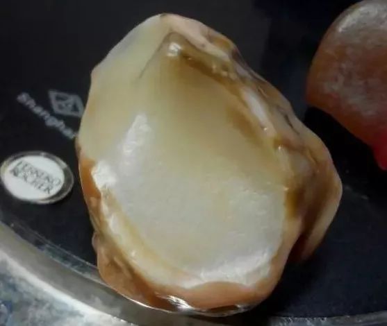 戈壁滩上的神秘石头,新疆罗布泊奇石第一村