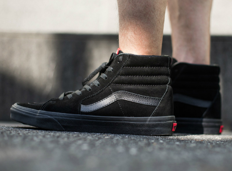 小白鞋小黑鞋视频,适合穿搭的小黑鞋