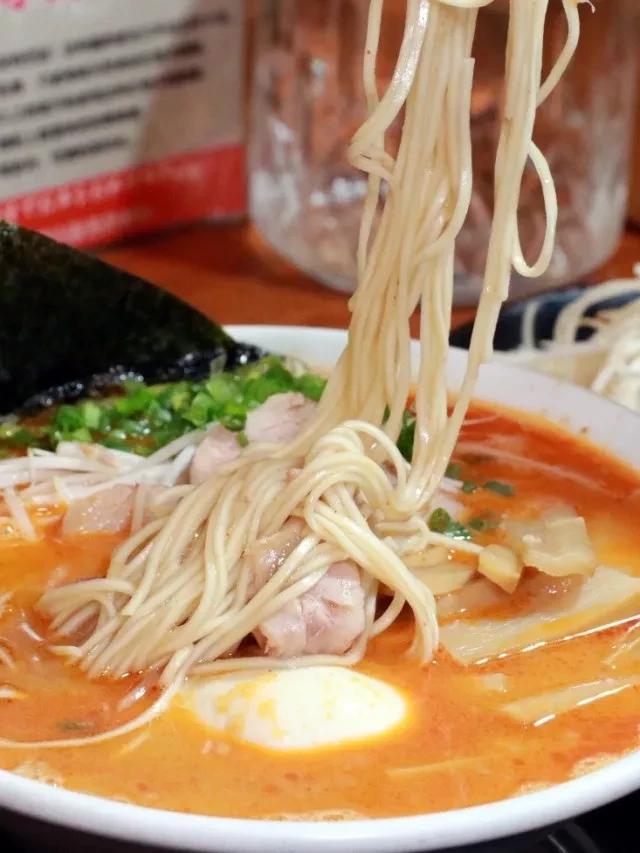 在日本排队吃拉面,天津排名前三的拉面