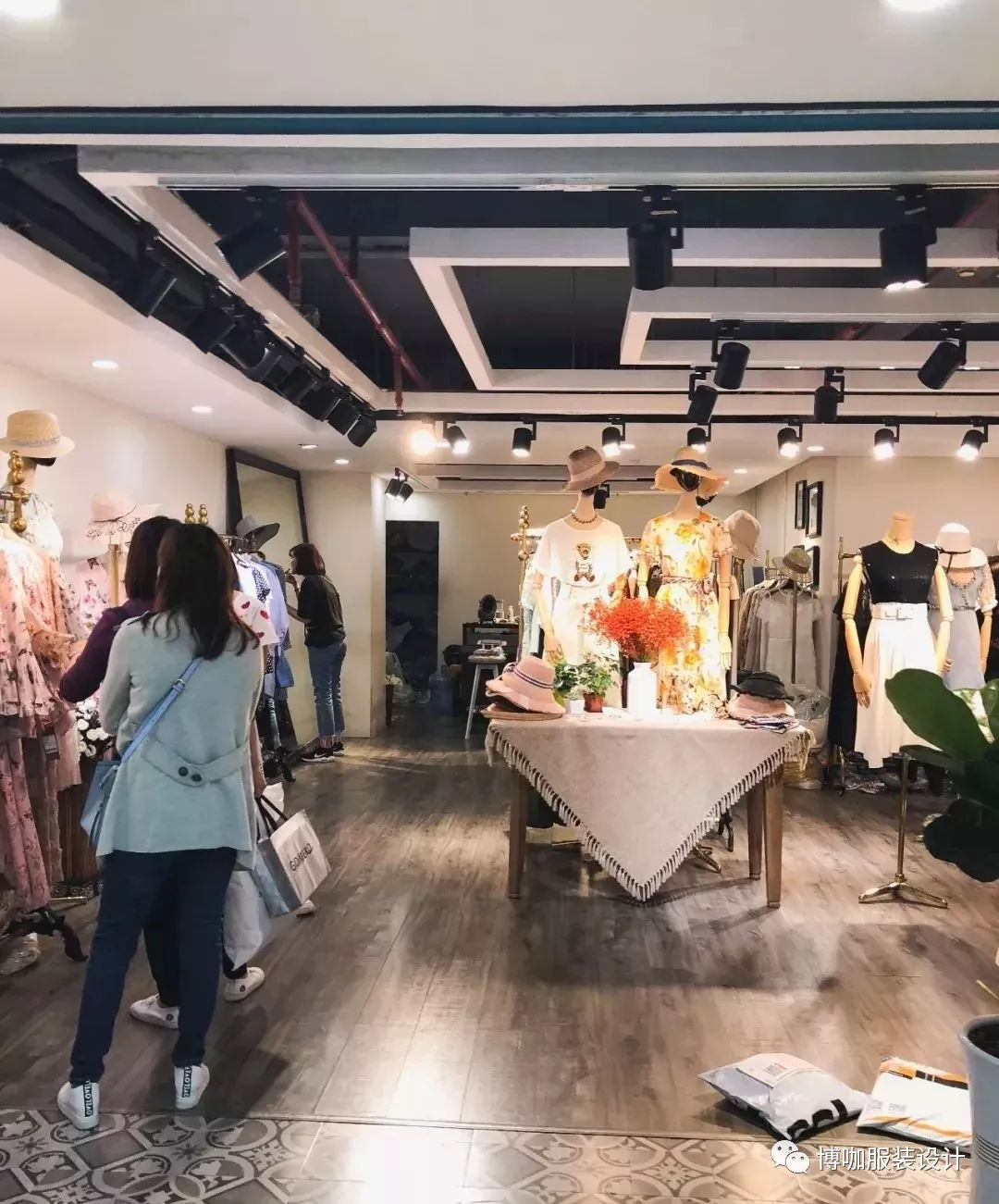 去哪里买品牌衣服便宜,去哪买衣服便宜网站